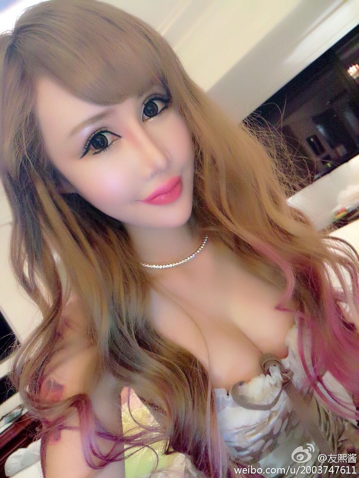 G罩美胸 火爆的辣子 友熙酱 微博自拍破解私密图片 2